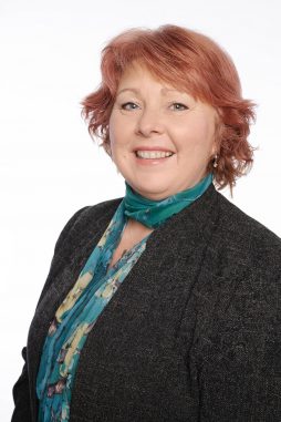 professional photo of Niki